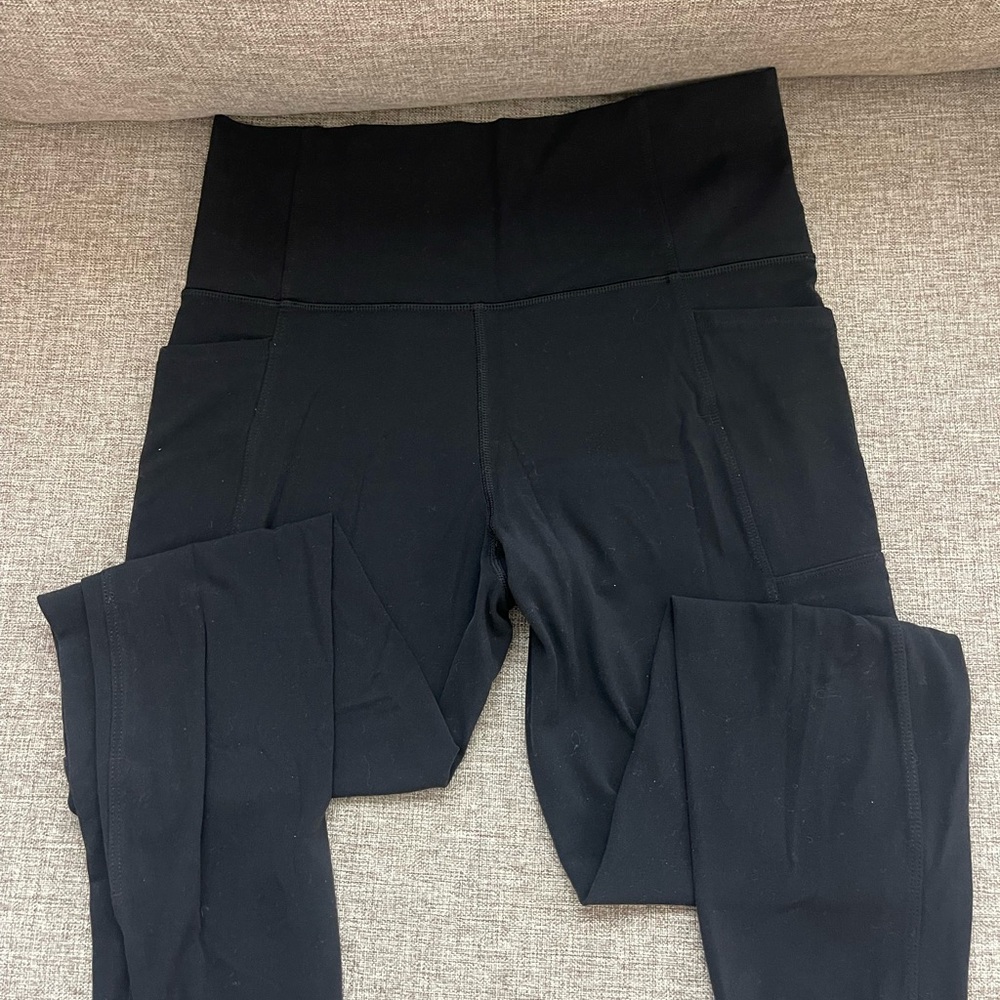 LULULEMON align with pockets 25